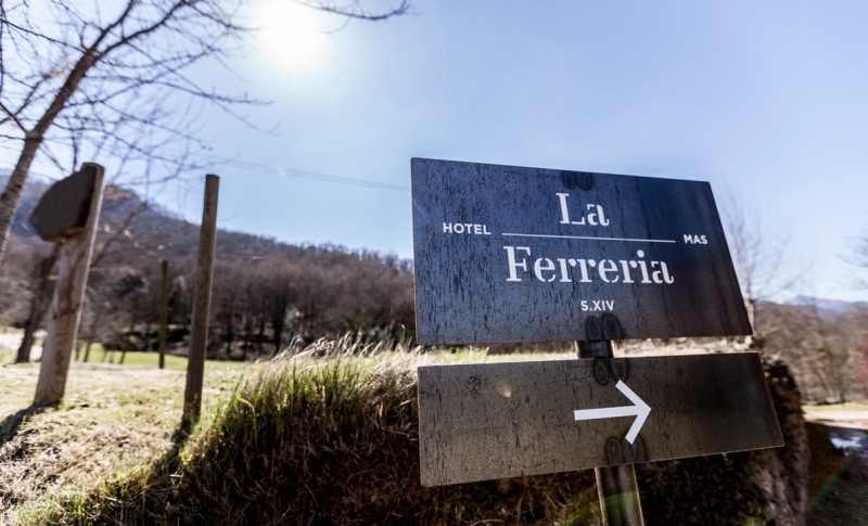 Hotel Mas La Ferreria. The charm of the 14th century.